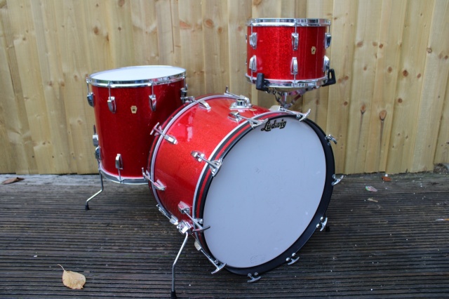 Ludwig 'Jun6 1968' Super Classic Outfit in Red Sparkle